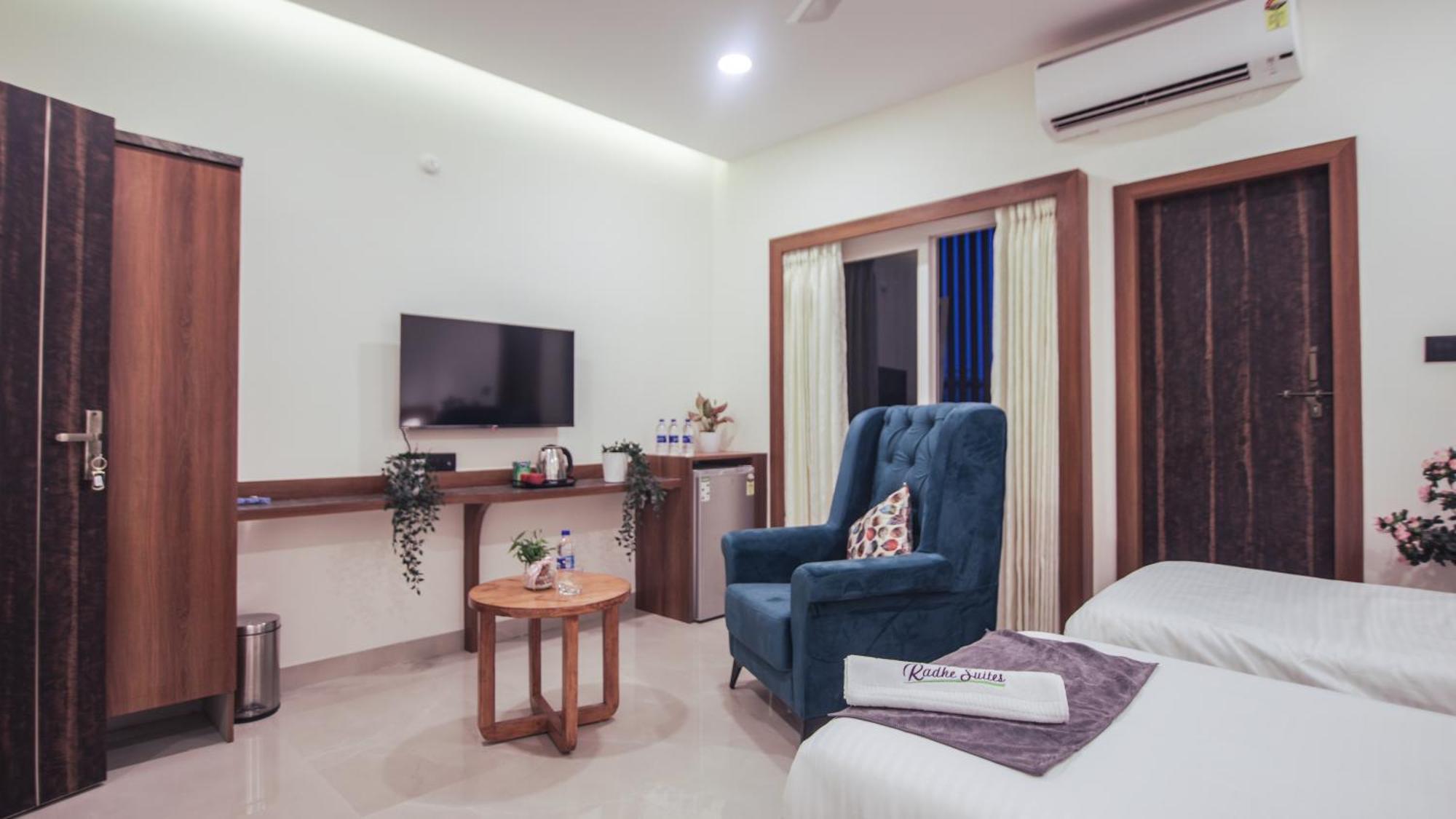 Radhe Suites Hyderabad Exterior photo