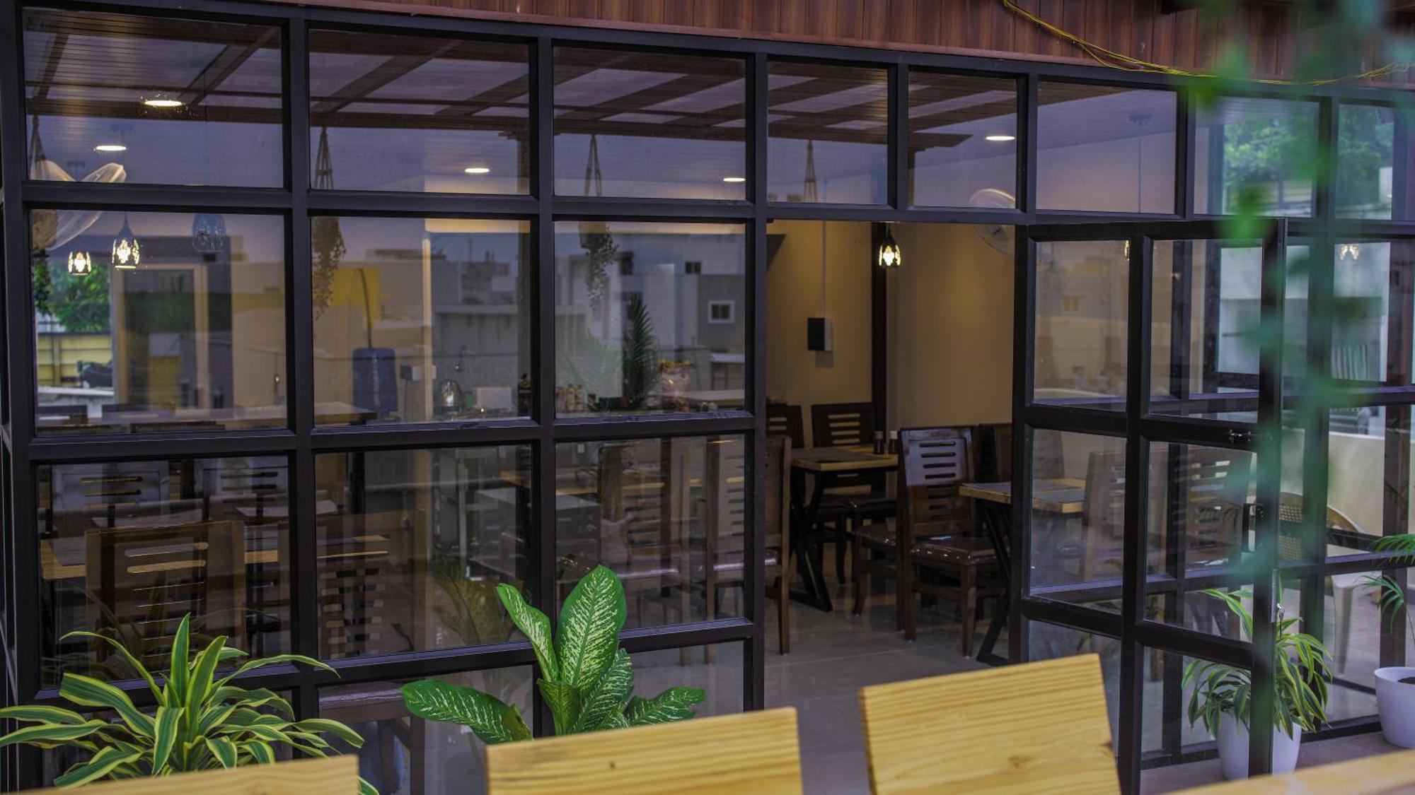 Radhe Suites Hyderabad Exterior photo